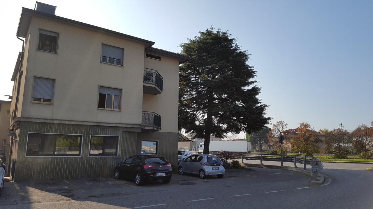 Medolago Hotel Dei Pini المظهر الخارجي الصورة
