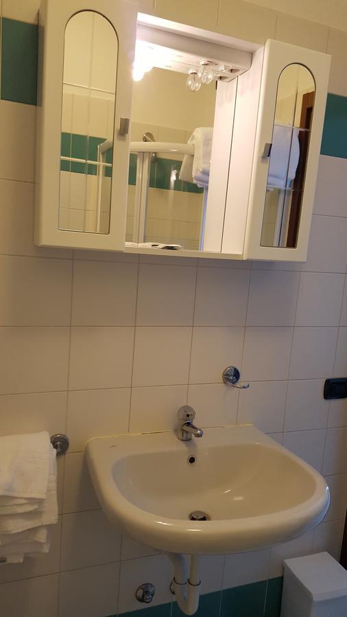 Medolago Hotel Dei Pini المظهر الخارجي الصورة